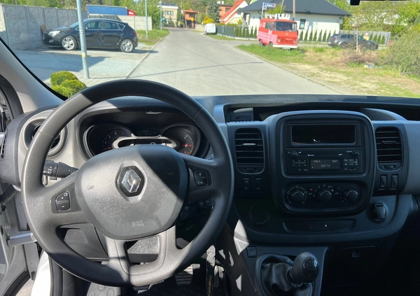 Renault Trafic cena 59900 przebieg: 155000, rok produkcji 2017 z Mrocza małe 254